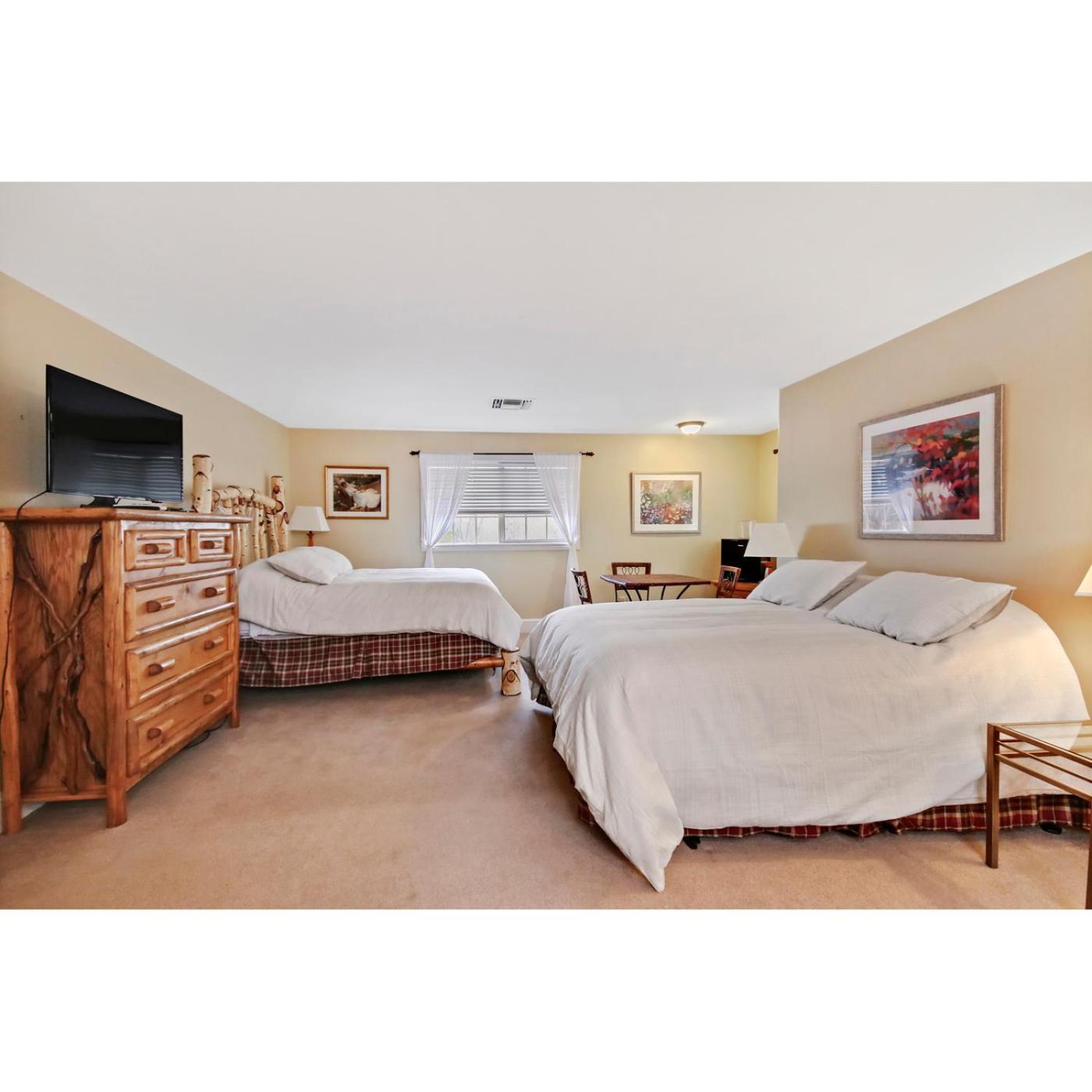 Hotel 7 Point Ranch à Emigrant Extérieur photo